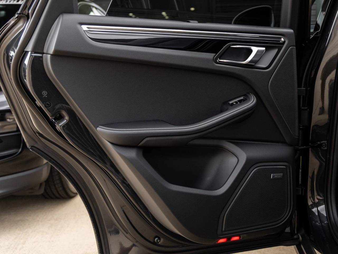 2026 Porsche Macan Macan T