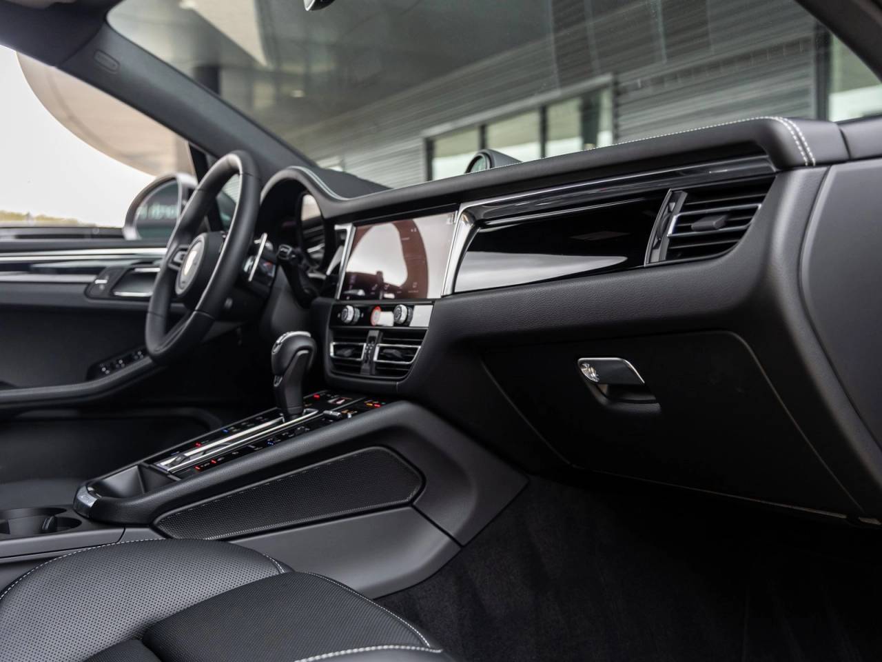 2026 Porsche Macan Macan T