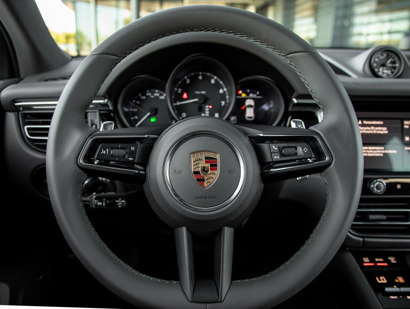 2026 Porsche Macan Macan