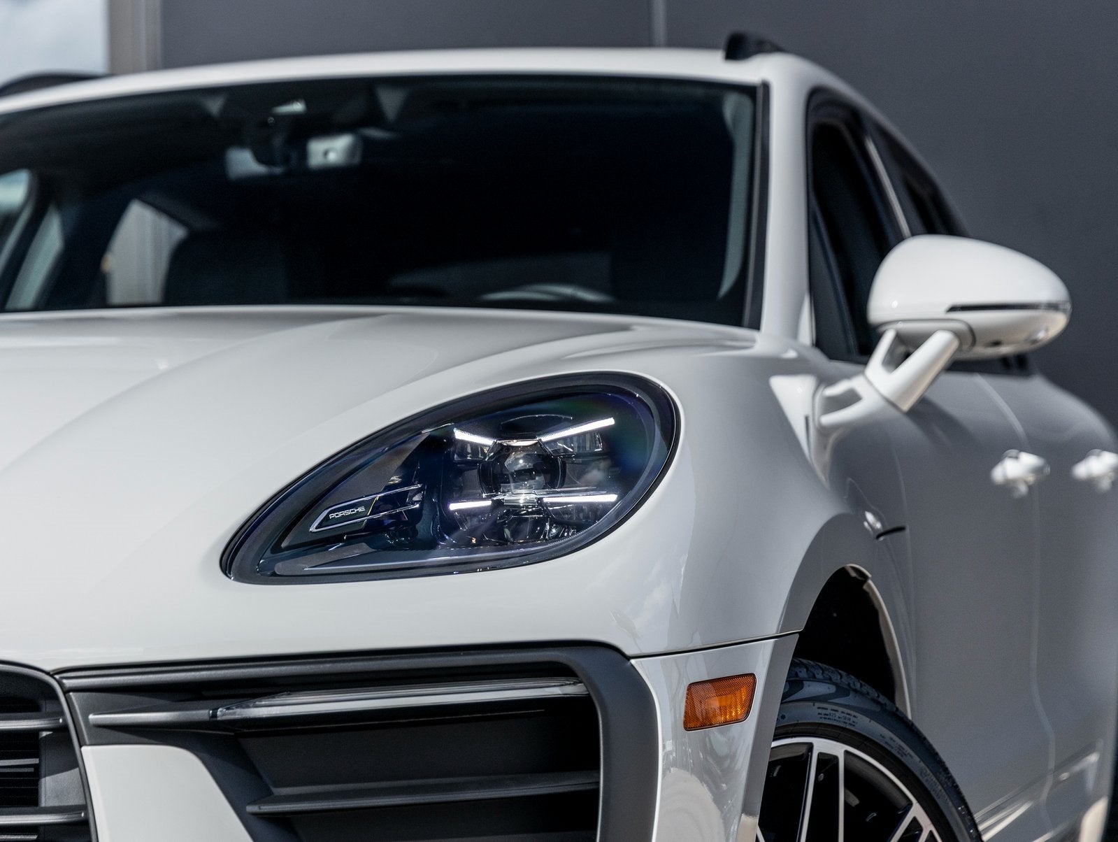 2026 Porsche Macan Macan