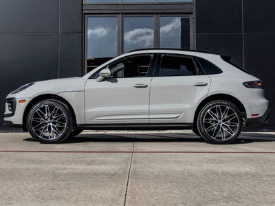 2026 Porsche Macan Macan