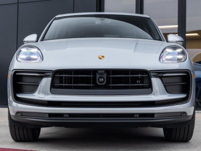 2026 Porsche Macan Macan