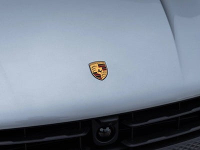 2026 Porsche Macan Macan