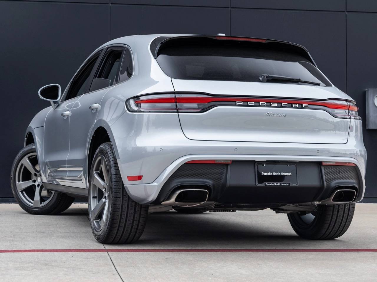 2026 Porsche Macan Macan