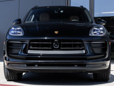 2026 Porsche Macan Macan