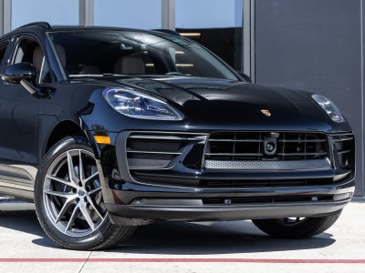 2026 Porsche Macan Macan