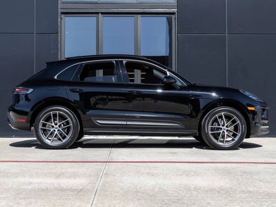 2026 Porsche Macan Macan