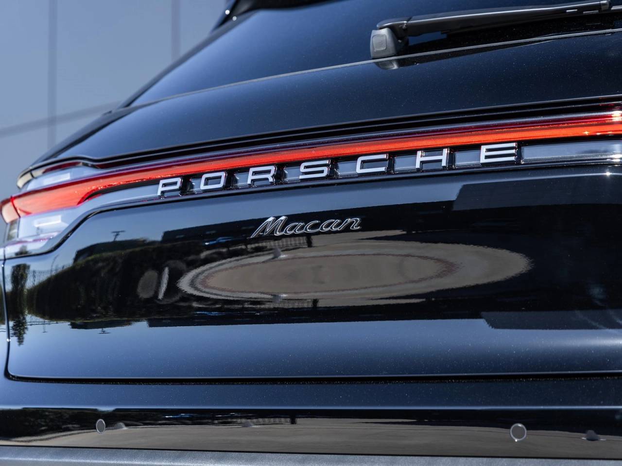 2026 Porsche Macan Macan