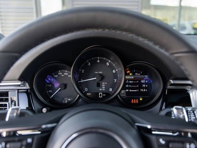 2026 Porsche Macan Macan