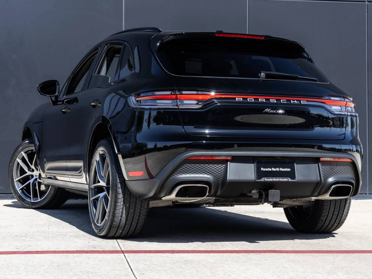 2026 Porsche Macan Macan