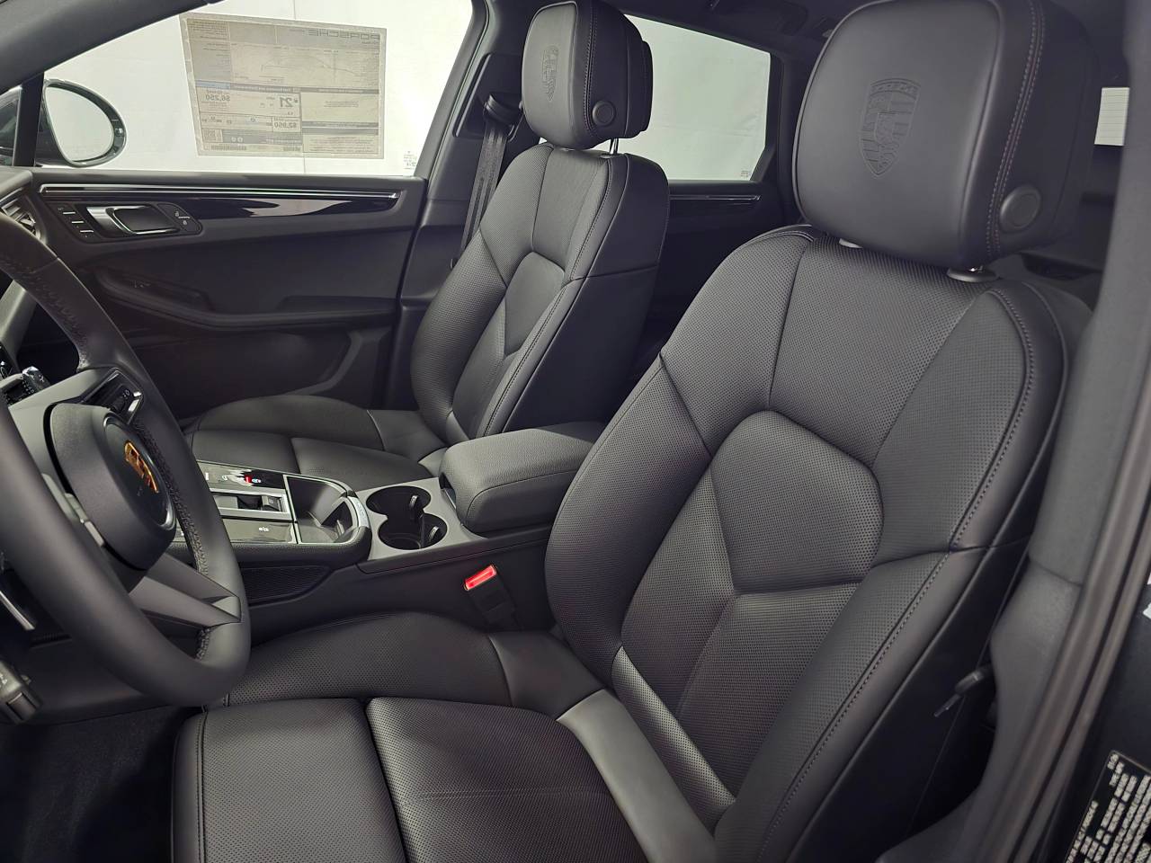 2026 Porsche Macan AWD