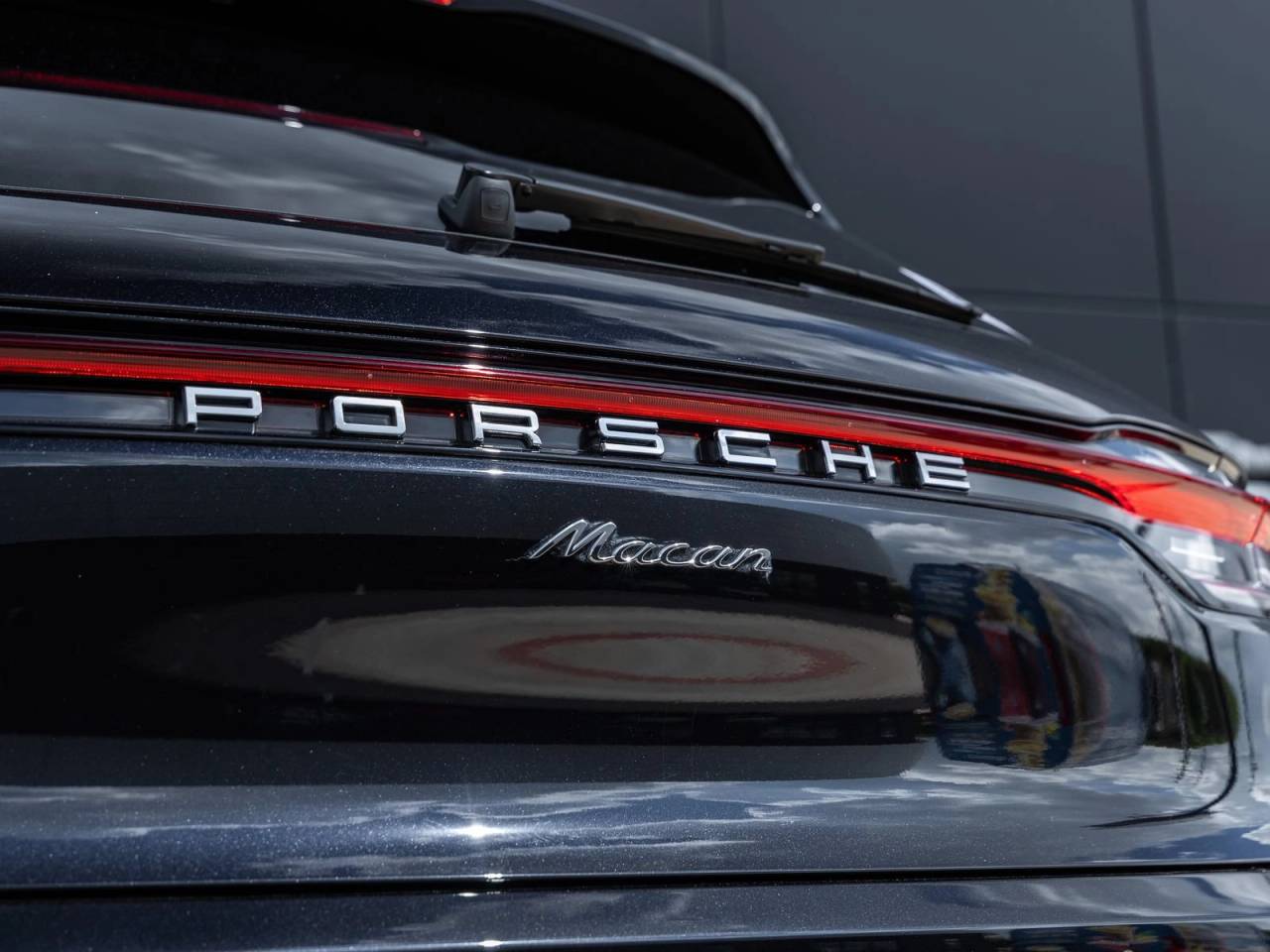2026 Porsche Macan Macan