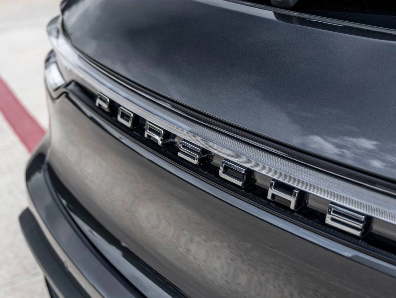 2026 Porsche Macan AWD