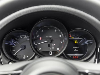 2026 Porsche Macan AWD