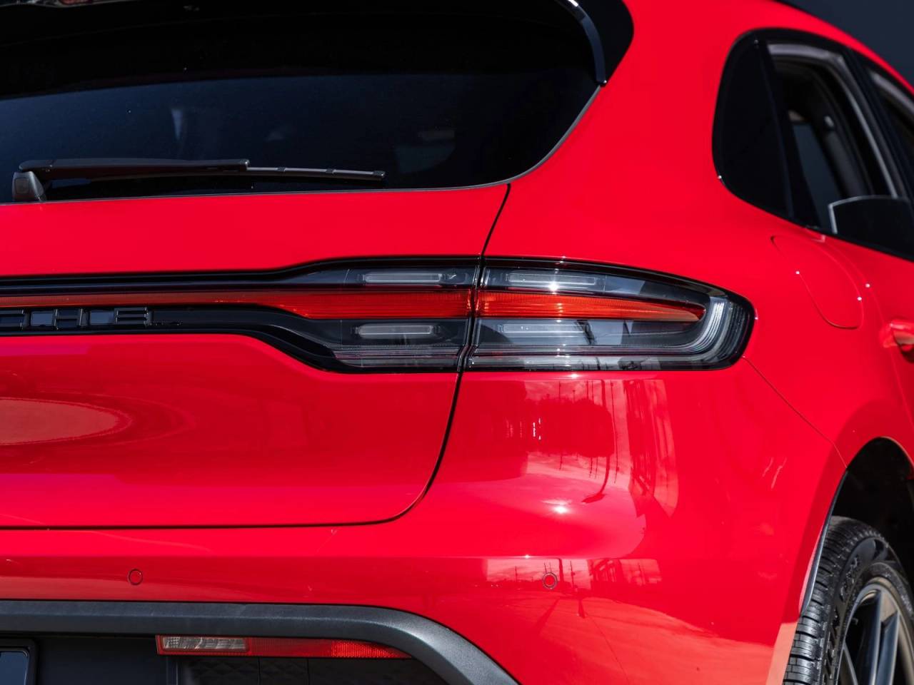 2026 Porsche Macan AWD