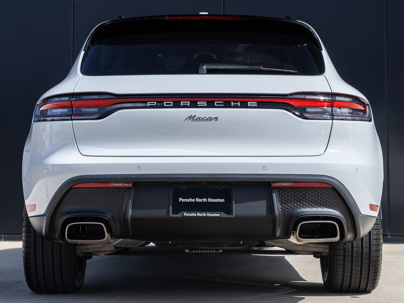 2026 Porsche Macan AWD