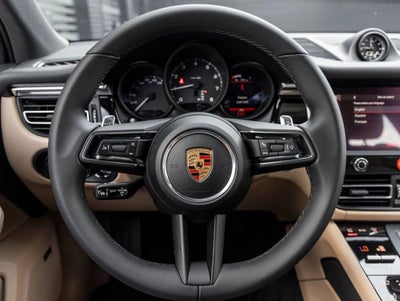 2026 Porsche Macan AWD