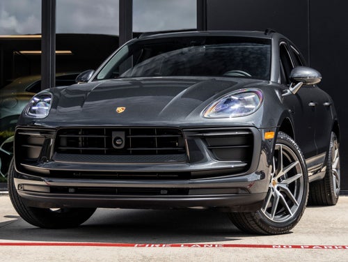 2026 Porsche Macan Base