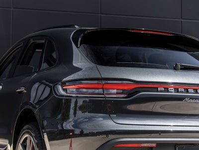 2026 Porsche Macan Base