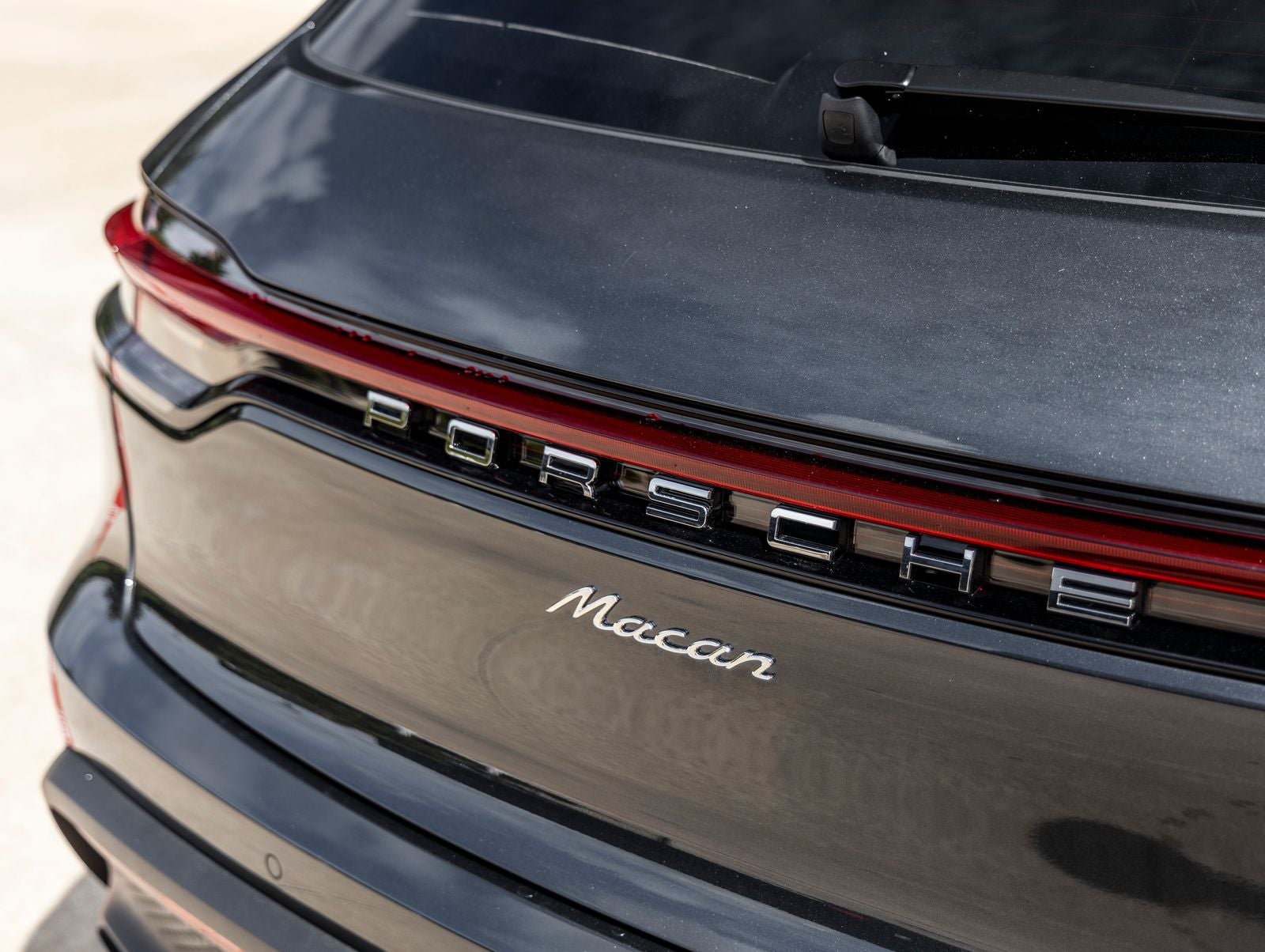 2026 Porsche Macan Base