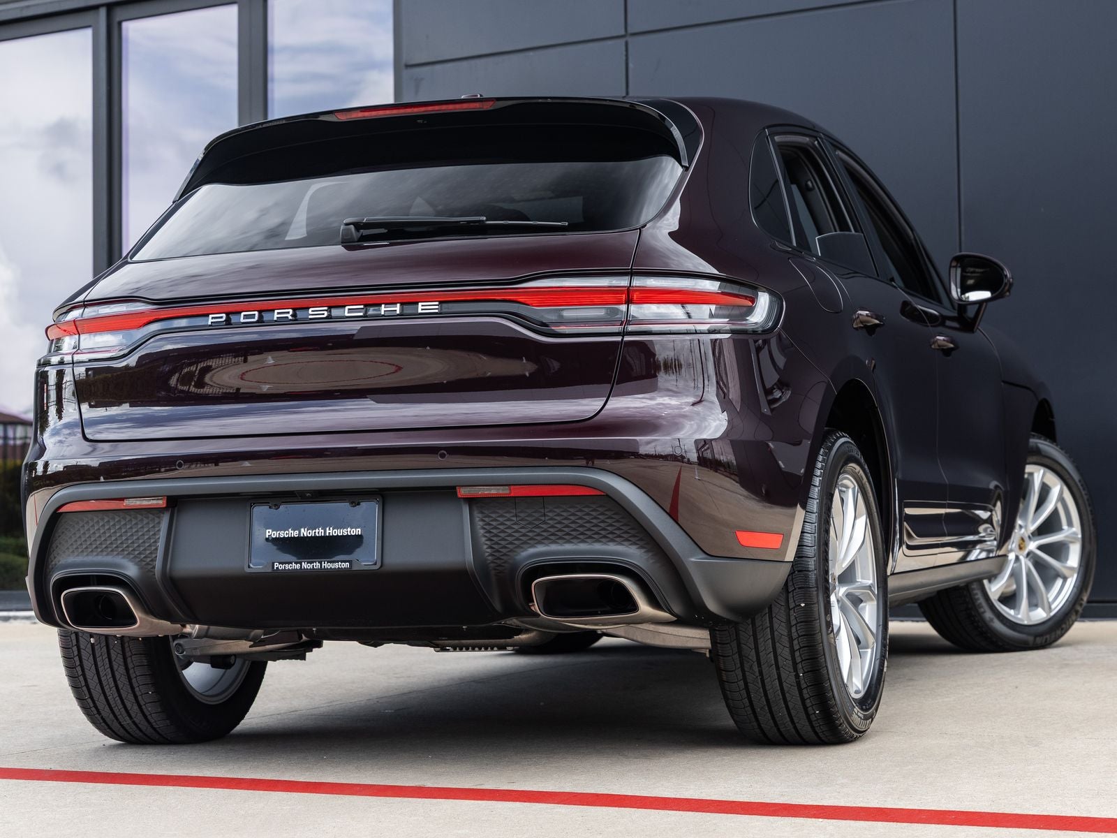2026 Porsche Macan Macan