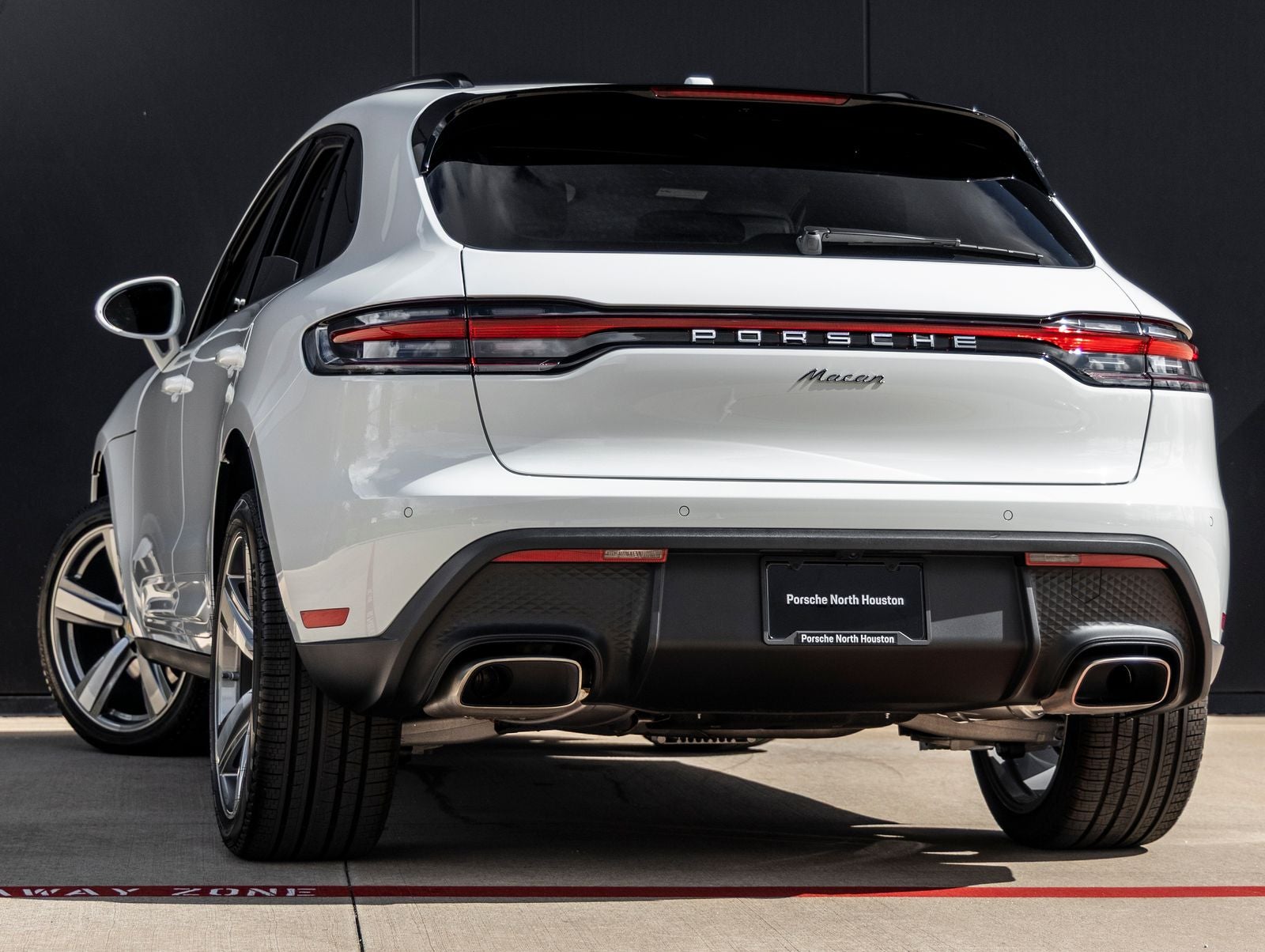 2026 Porsche Macan Macan
