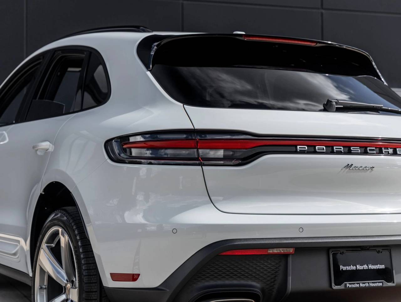 2026 Porsche Macan Macan