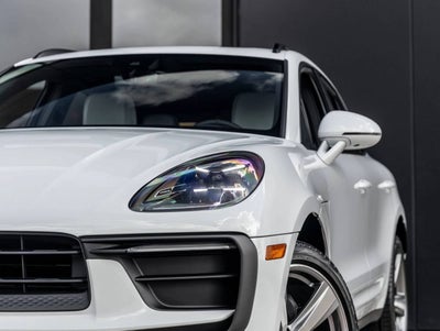 2026 Porsche Macan Macan