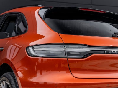 2022 Porsche Macan Macan
