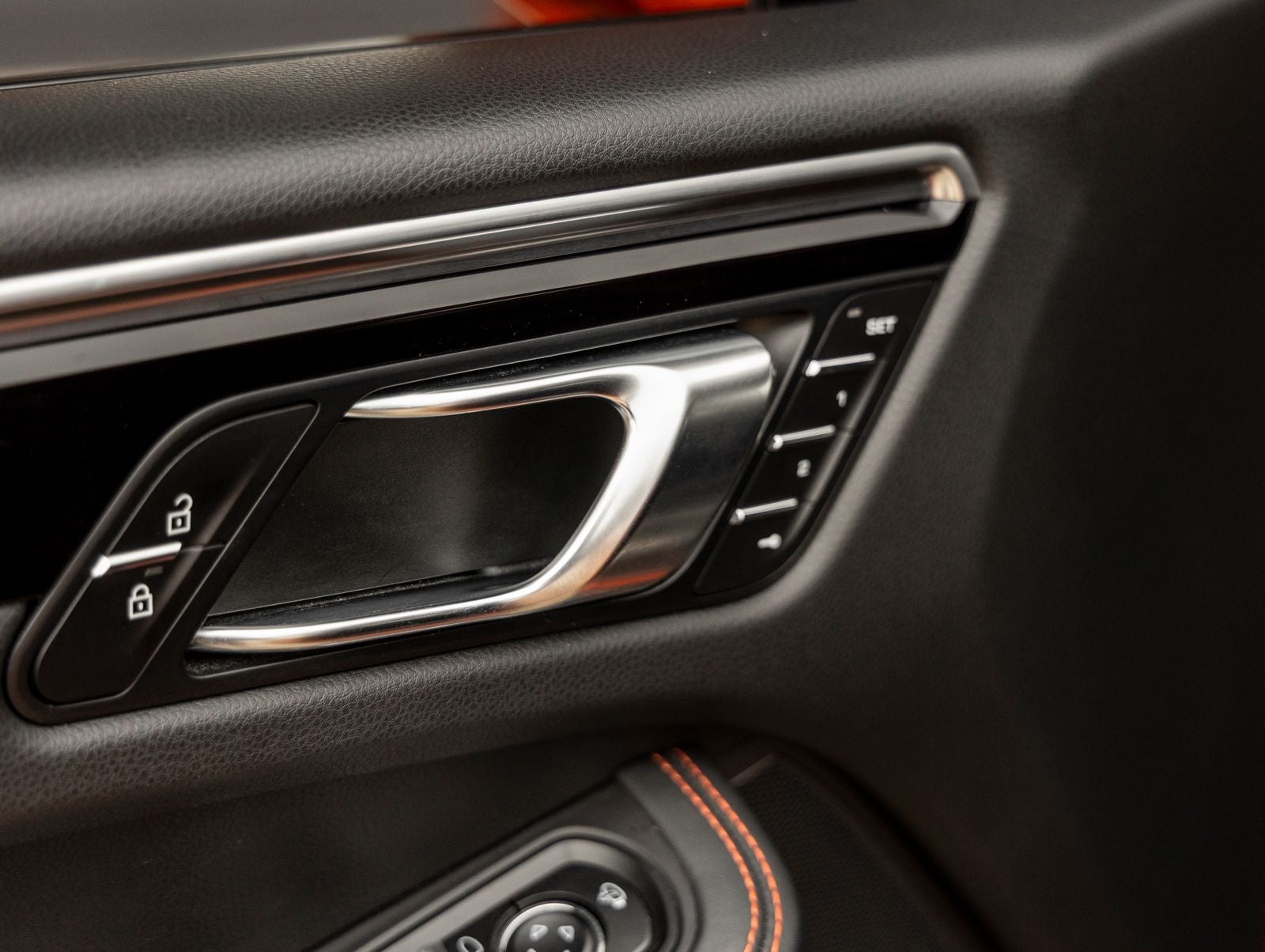 2022 Porsche Macan Macan