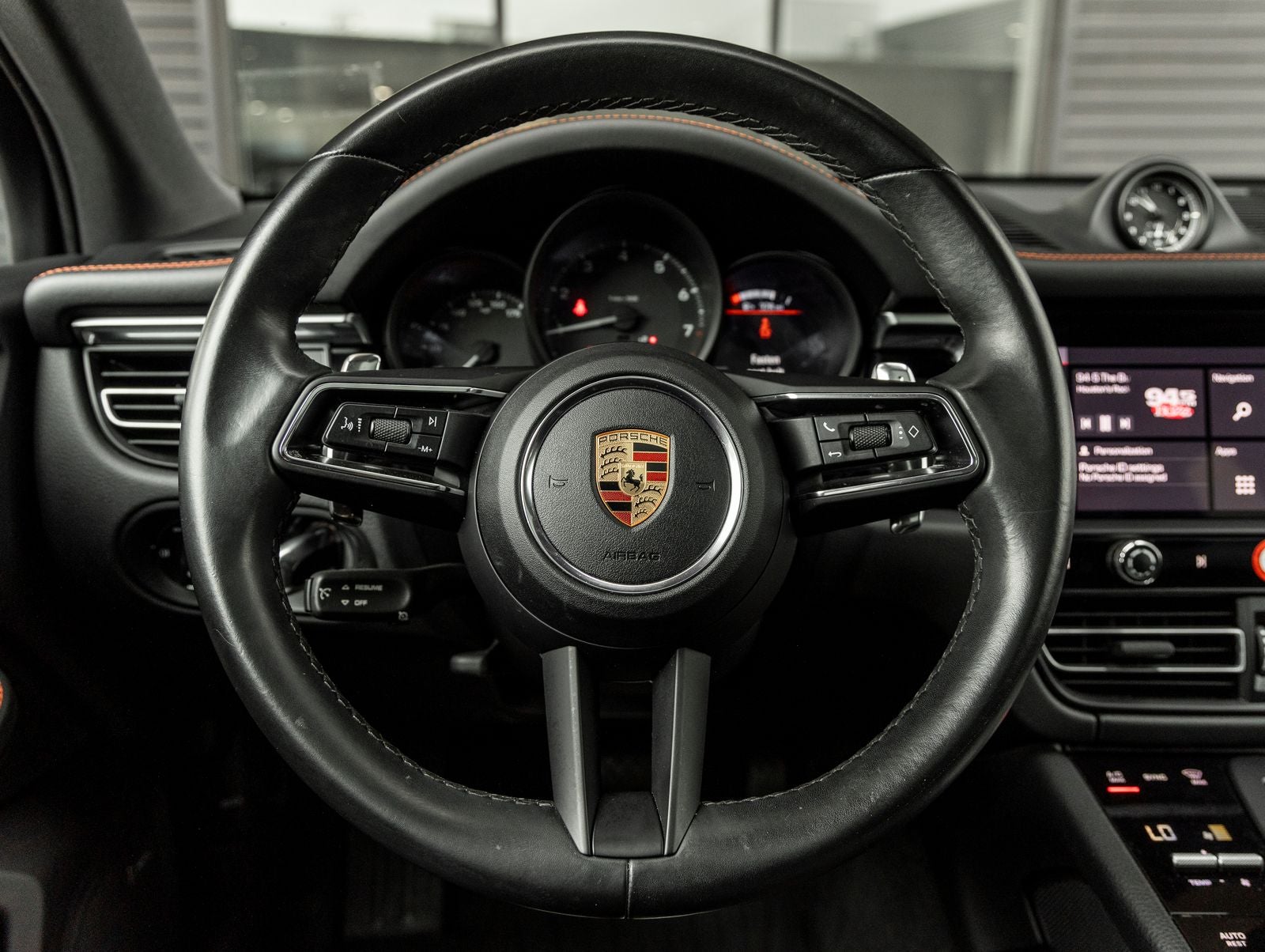 2022 Porsche Macan Macan
