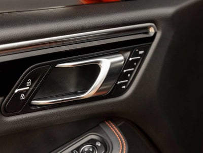 2022 Porsche Macan Macan