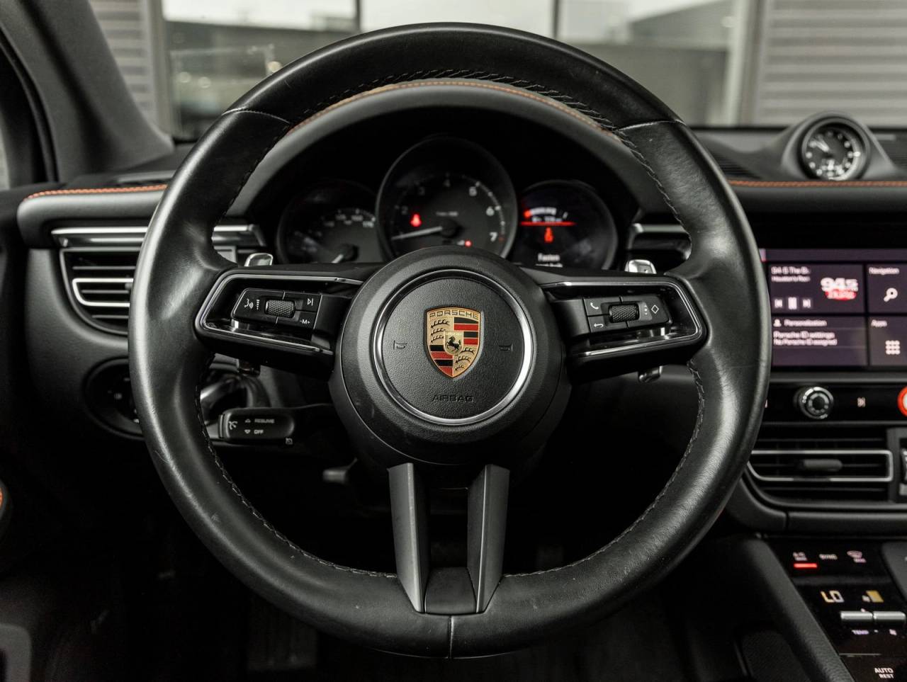 2022 Porsche Macan Macan