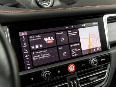 2022 Porsche Macan Macan