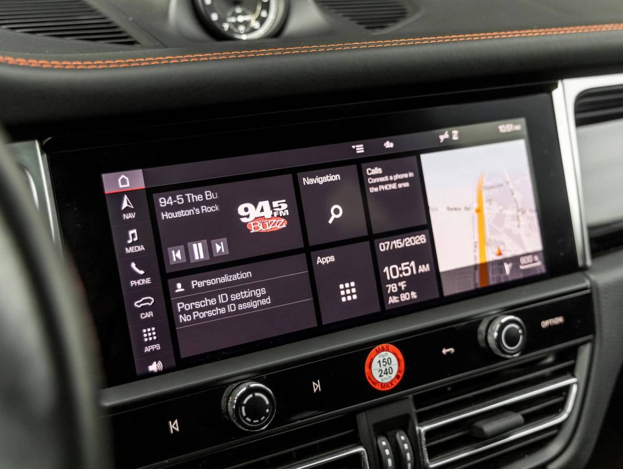 2022 Porsche Macan Macan