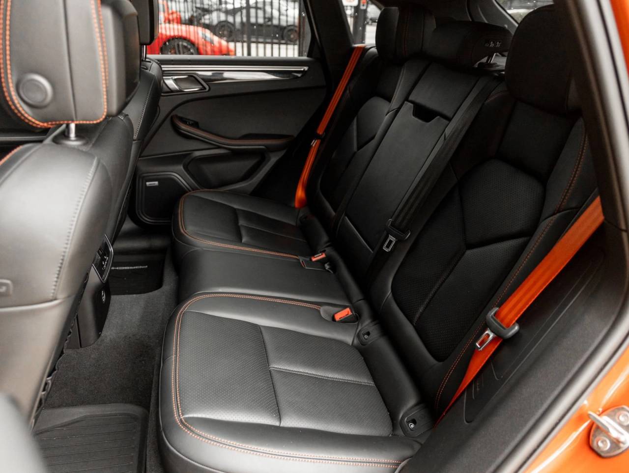 2022 Porsche Macan Macan
