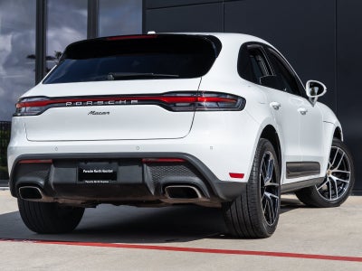 2025 Porsche Macan Macan
