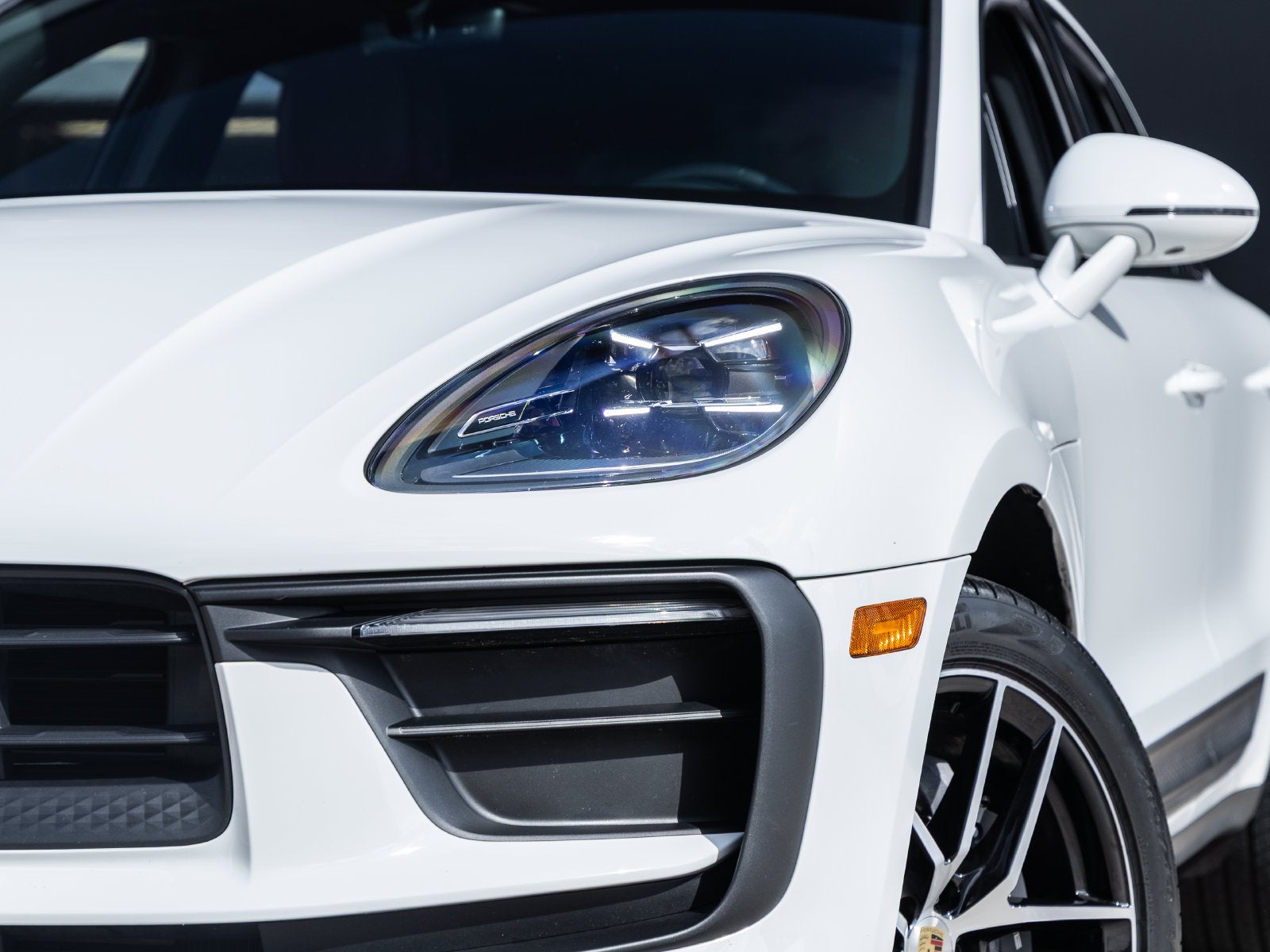 2025 Porsche Macan Macan