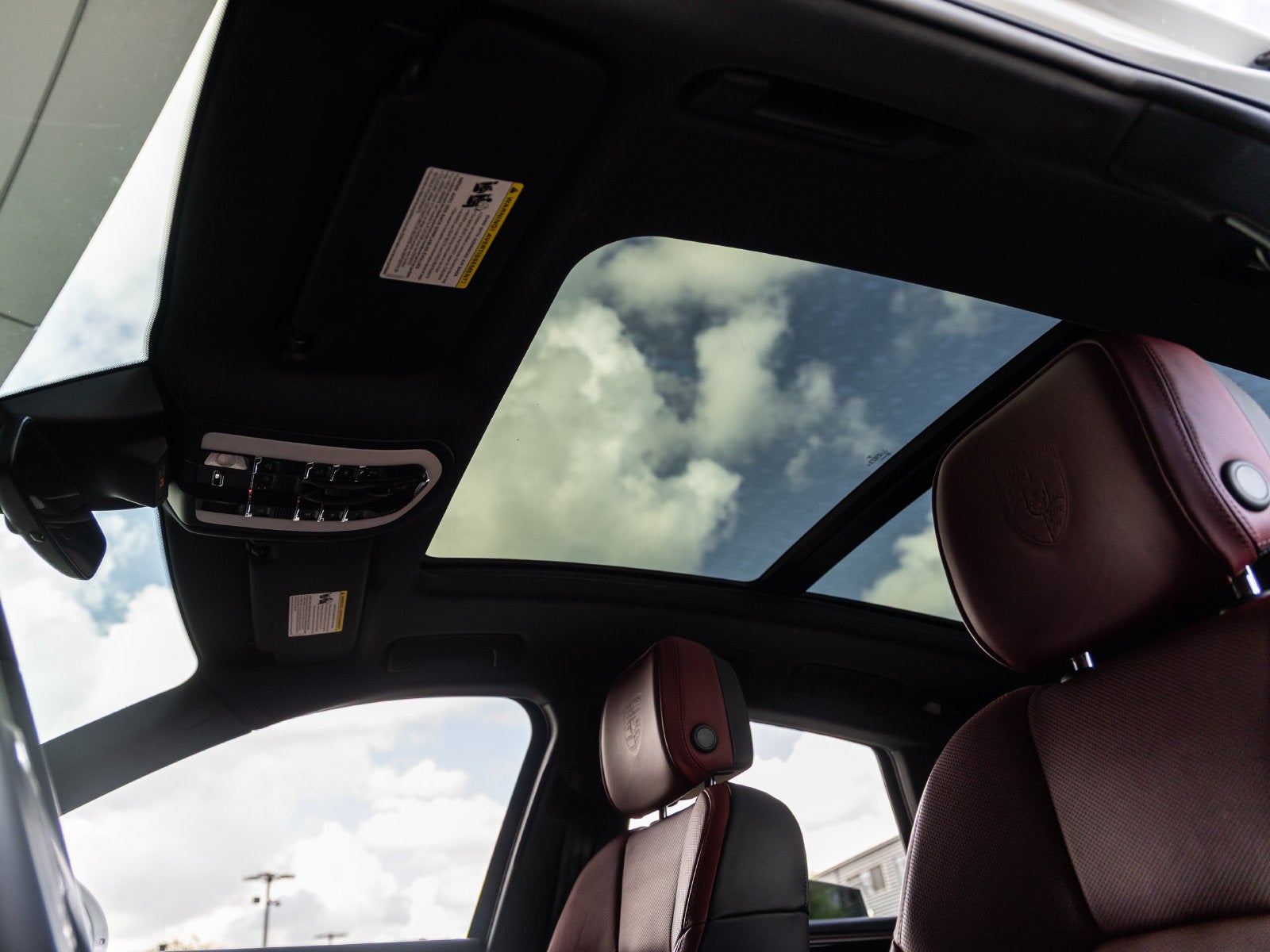 2025 Porsche Macan Macan