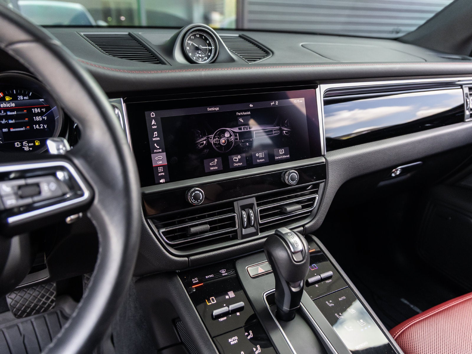 2025 Porsche Macan Macan