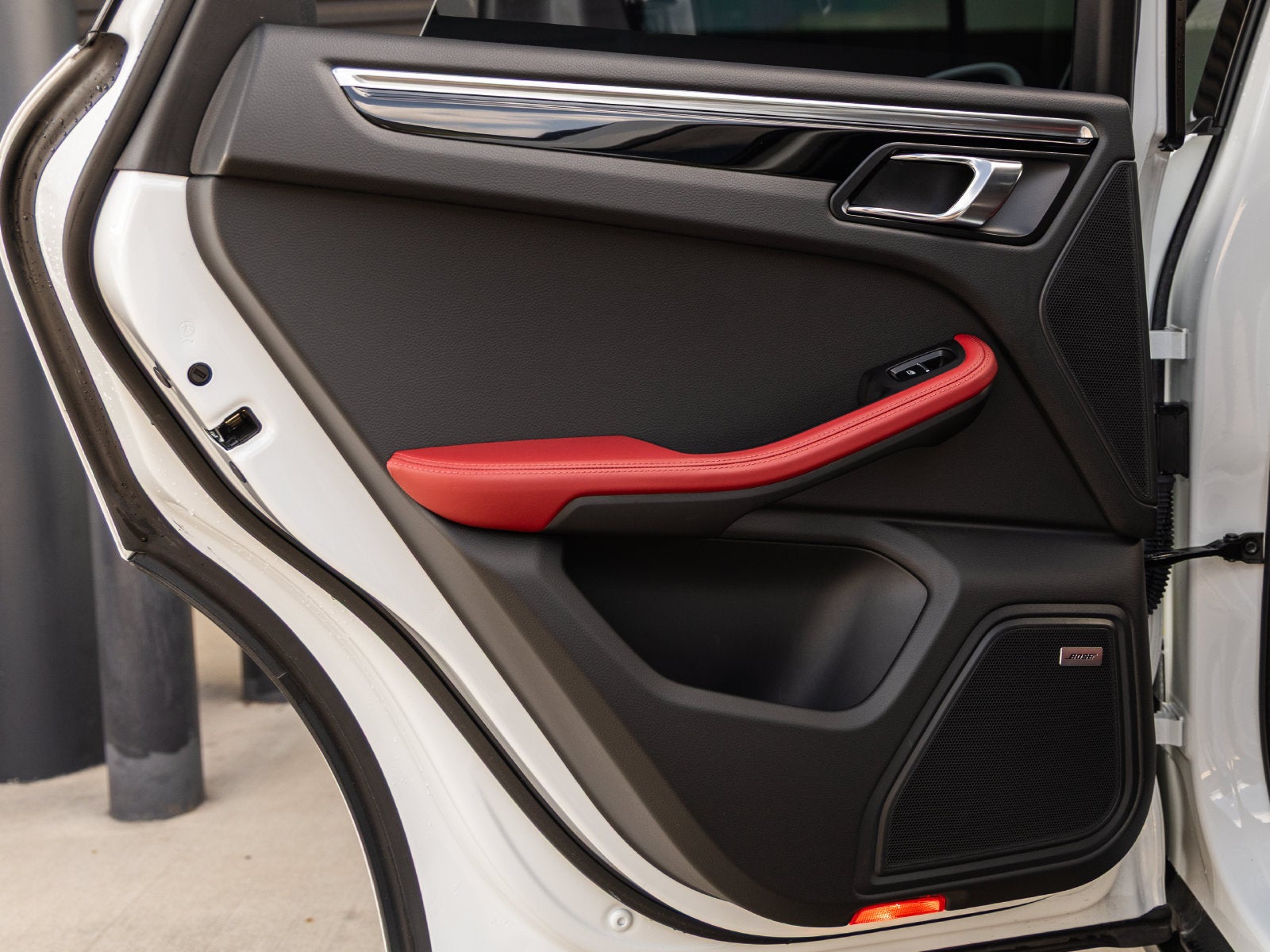 2025 Porsche Macan Macan