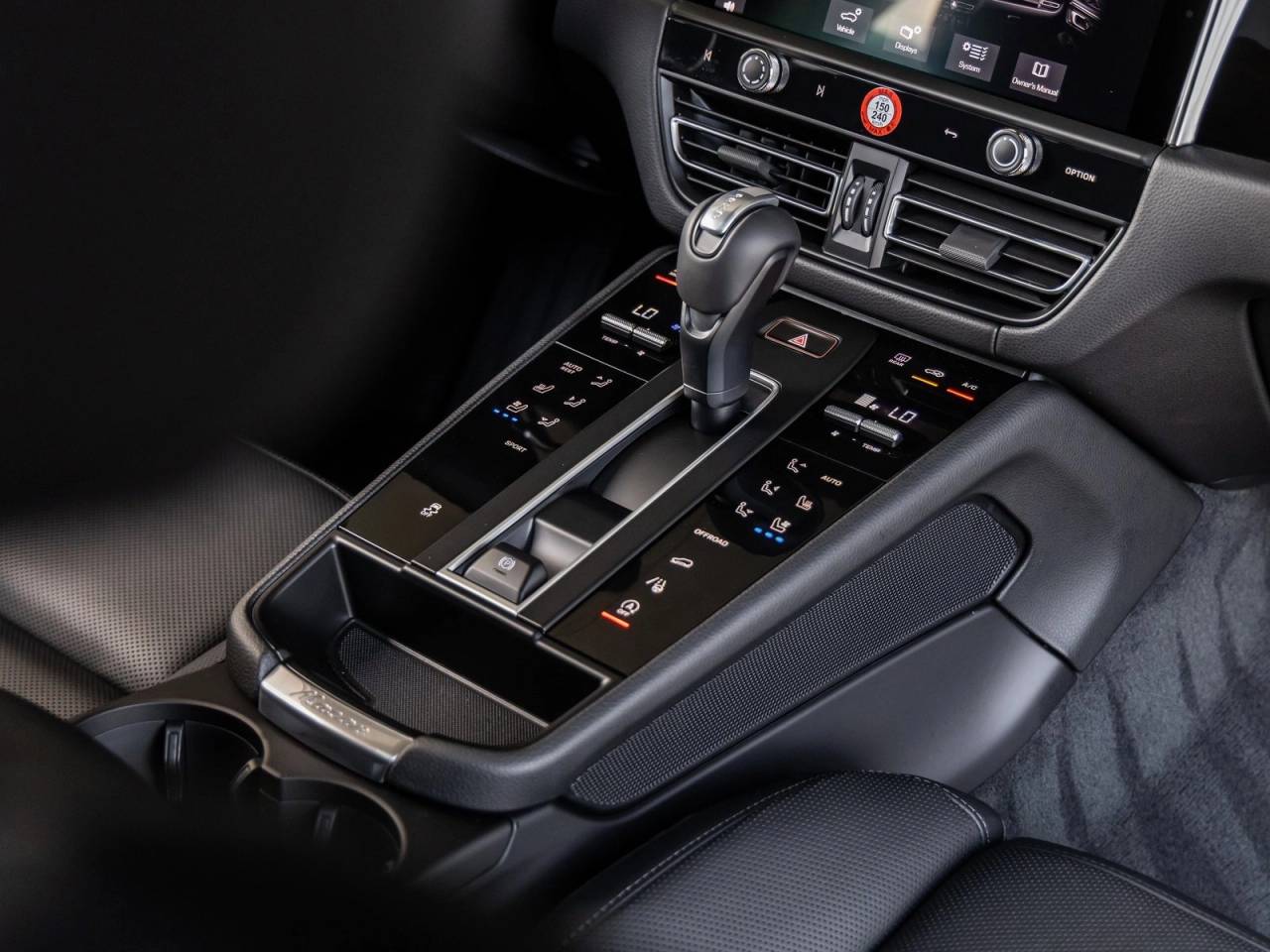 2025 Porsche Macan Macan