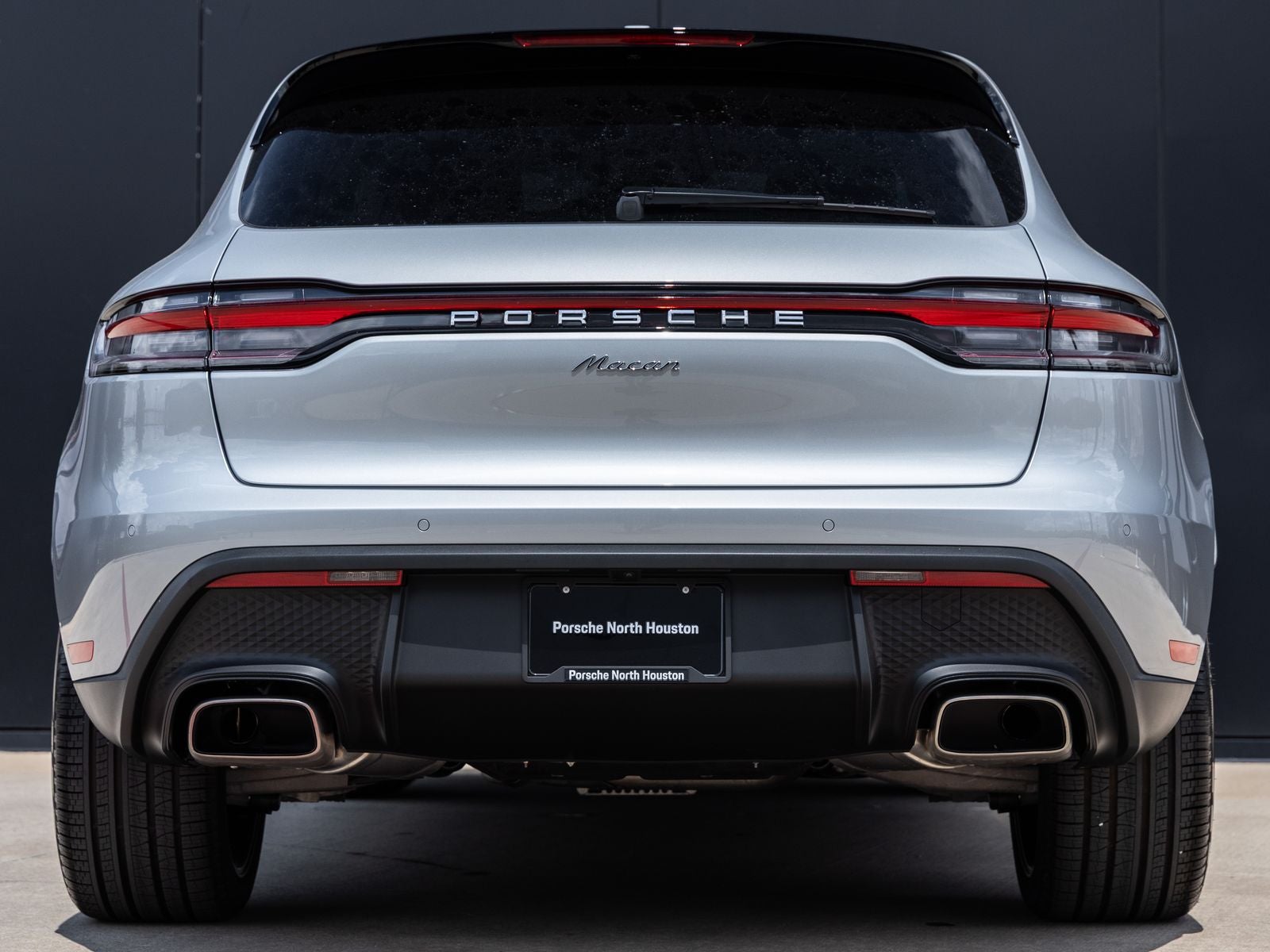 2026 Porsche Macan AWD