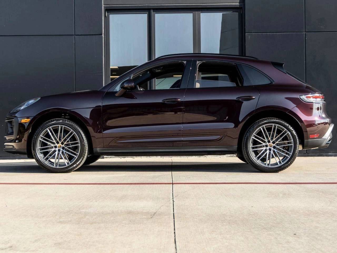 2026 Porsche Macan Macan
