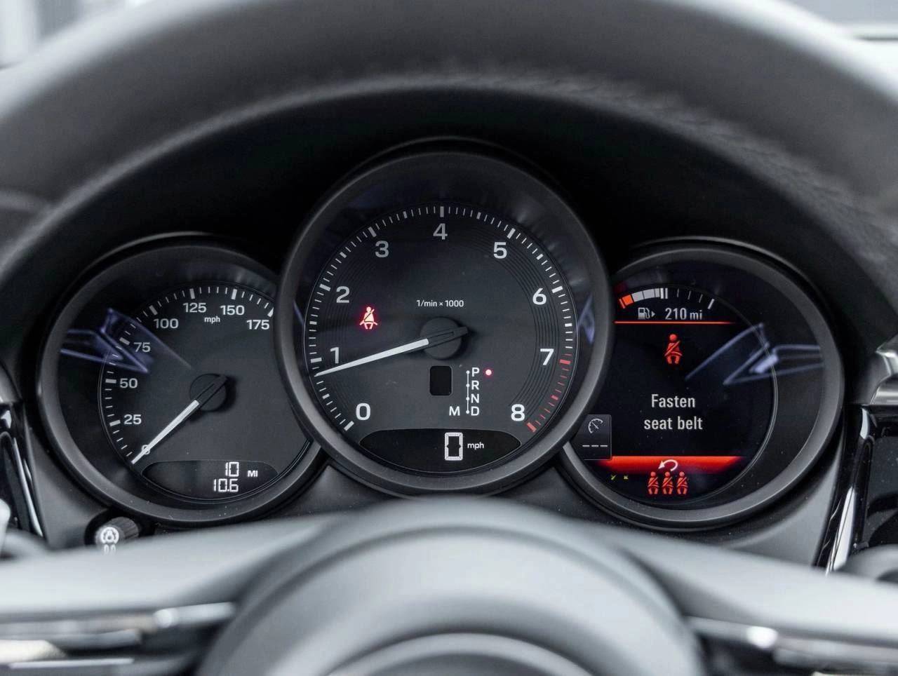 2026 Porsche Macan Macan