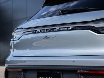 2026 Porsche Macan Macan