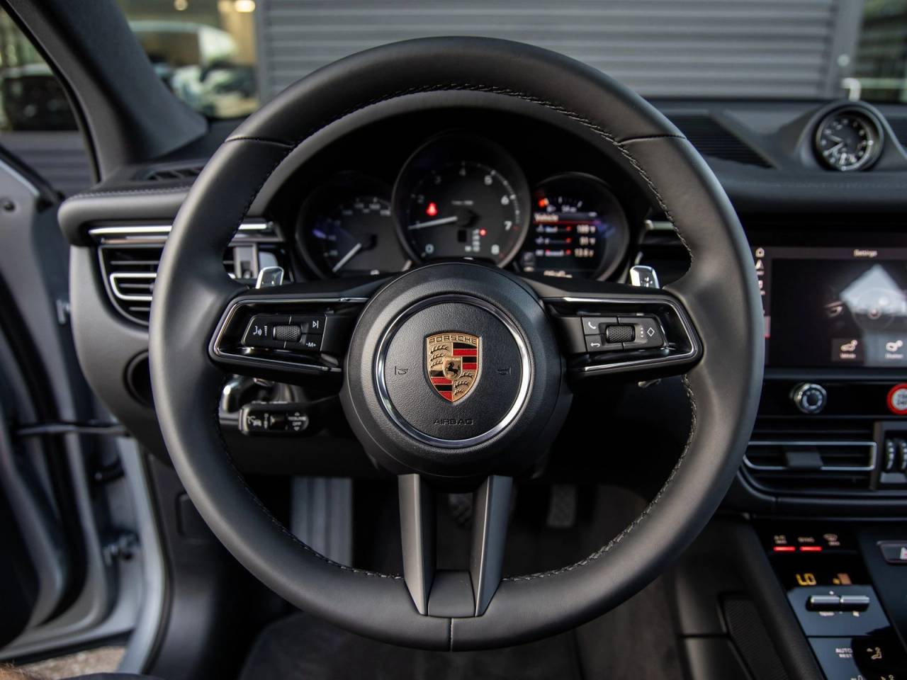 2026 Porsche Macan Macan