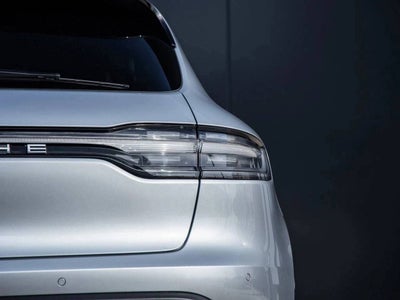 2026 Porsche Macan Macan