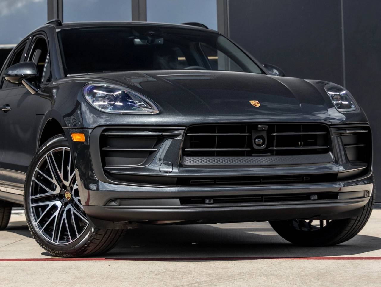 2026 Porsche Macan Macan