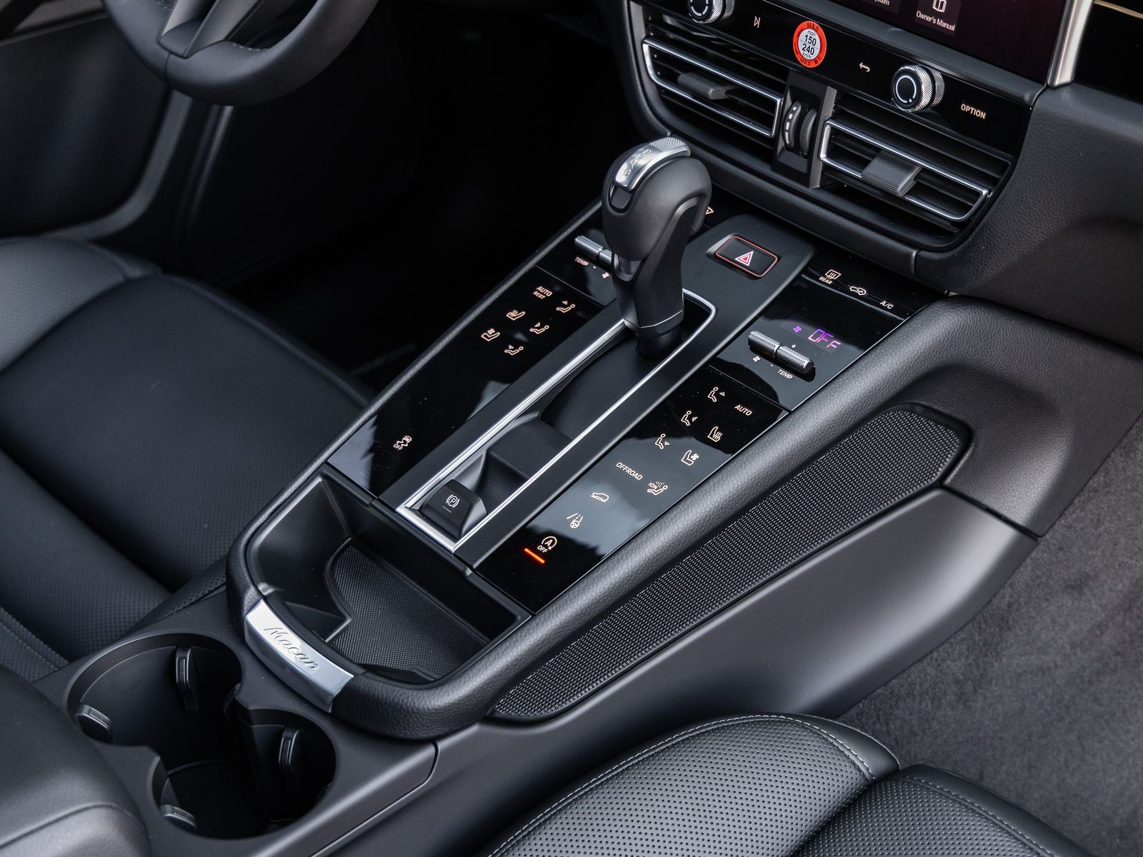 2026 Porsche Macan AWD